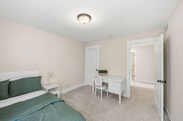 3090 Thornbury Drive, Holland, MI 49424