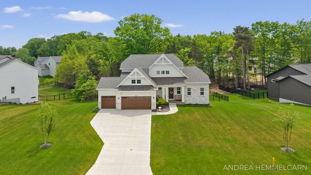 3090 Thornbury Drive, Holland, MI 49424