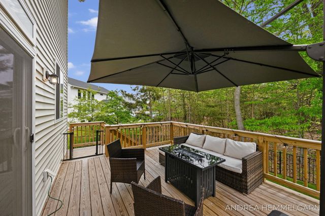 3090 Thornbury Drive, Holland, MI 49424