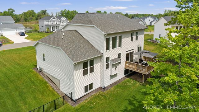 3090 Thornbury Drive, Holland, MI 49424