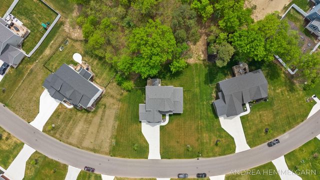 3090 Thornbury Drive, Holland, MI 49424