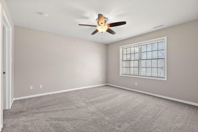 10404 White Oak Lane 2a, Munster, IN 46321