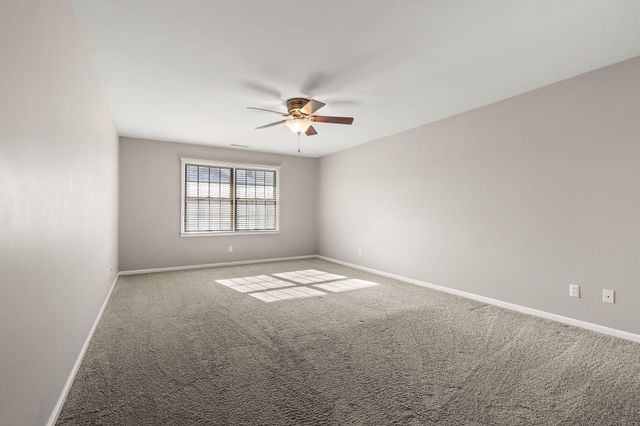 10404 White Oak Lane 2a, Munster, IN 46321