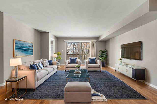 10404 White Oak Lane 2a, Munster, IN 46321