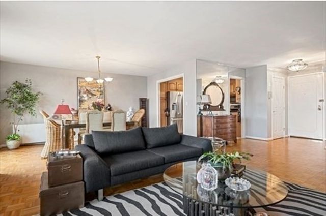 280 Boylston Street 908, Newton, MA 02467
