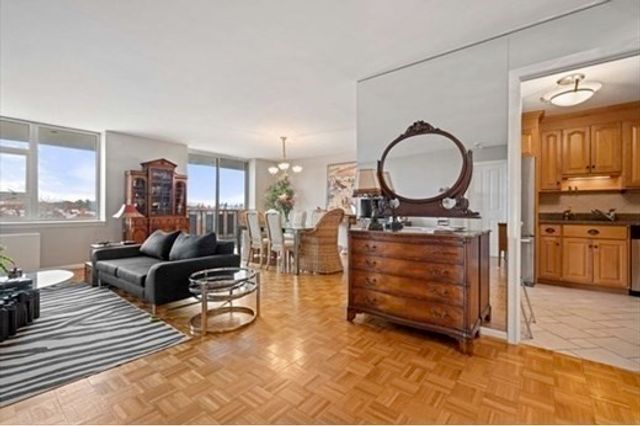 280 Boylston Street 908, Newton, MA 02467