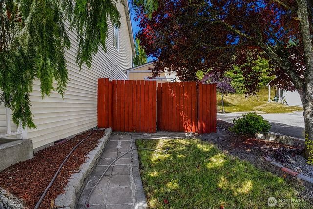 6112 71st Avenue Ct W, University Place, WA 98467