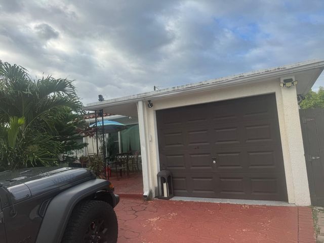 6218 NW 17th Street, Margate, FL 33063