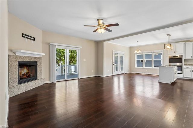 544 River ST, Hampton, VA 23669