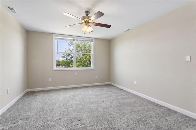 544 River ST, Hampton, VA 23669