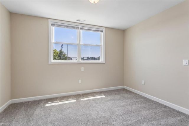 544 River ST, Hampton, VA 23669