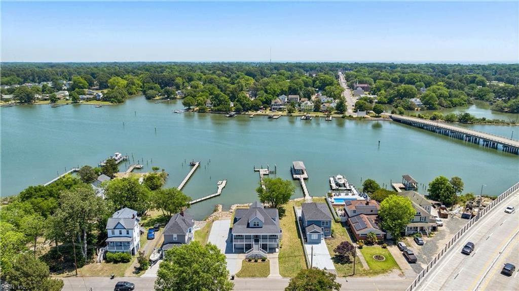 544 River ST, Hampton, VA 23669