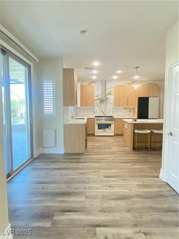 172 Tall Ruff Drive, Las Vegas, NV 89148