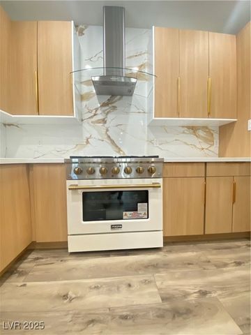 172 Tall Ruff Drive, Las Vegas, NV 89148