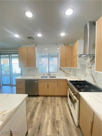 172 Tall Ruff Drive, Las Vegas, NV 89148