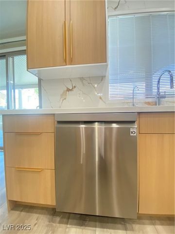 172 Tall Ruff Drive, Las Vegas, NV 89148