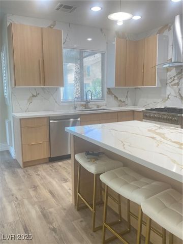 172 Tall Ruff Drive, Las Vegas, NV 89148