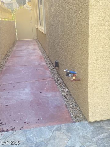 172 Tall Ruff Drive, Las Vegas, NV 89148