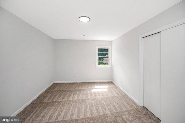 8434 PINE TREE LN, King George, VA 22485