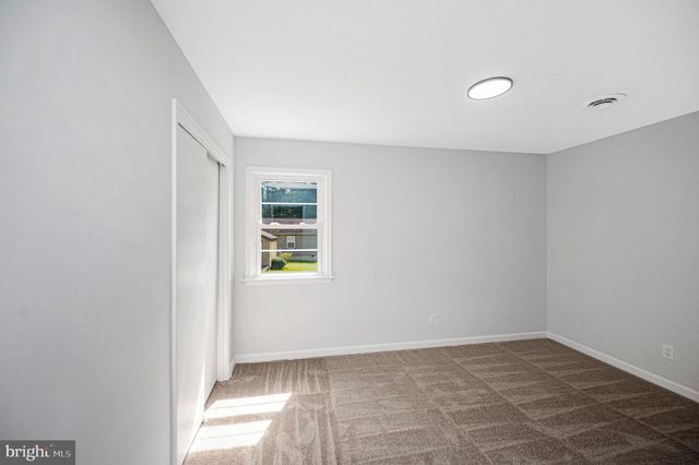8434 PINE TREE LN, King George, VA 22485