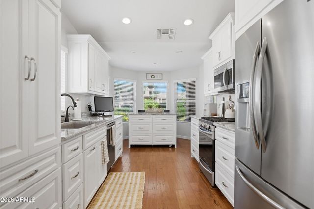 19523 N 84TH Avenue, Peoria, AZ 85382