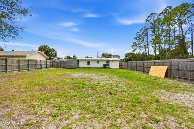 5616 Pinetree Avenue, Panama City, FL 32408