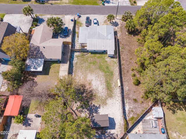 5616 Pinetree Avenue, Panama City, FL 32408