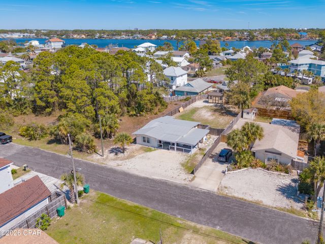 5616 Pinetree Avenue, Panama City, FL 32408