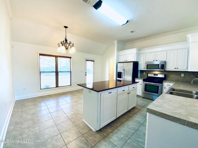 514 Glensview Drive, Brandon, MS 39047