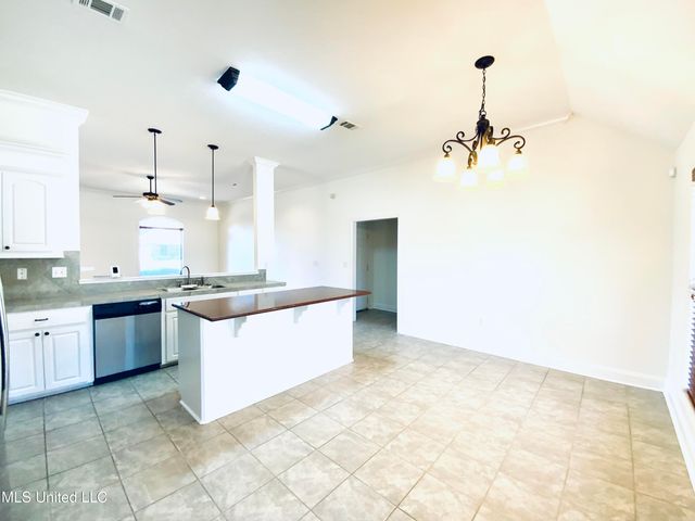 514 Glensview Drive, Brandon, MS 39047