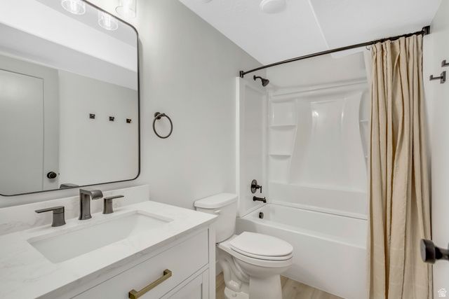 3348 S WILD OAK RD, Saratoga Springs, UT 84045