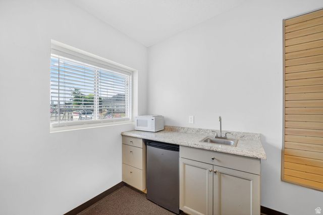 3272 STEPHENS AVE, Ogden, UT 84401