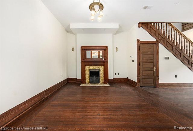 701 W Canfield Street 4, Detroit, MI 48201