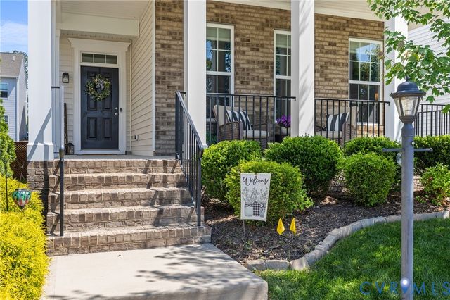 16829 Thornapple Run, Moseley, VA 23120