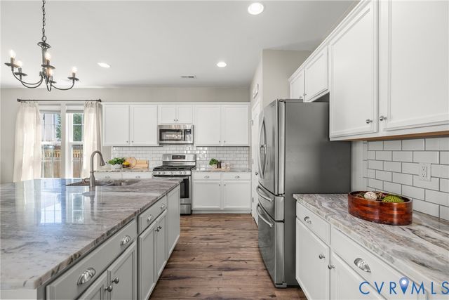 16829 Thornapple Run, Moseley, VA 23120