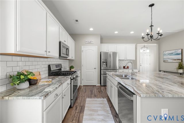 16829 Thornapple Run, Moseley, VA 23120