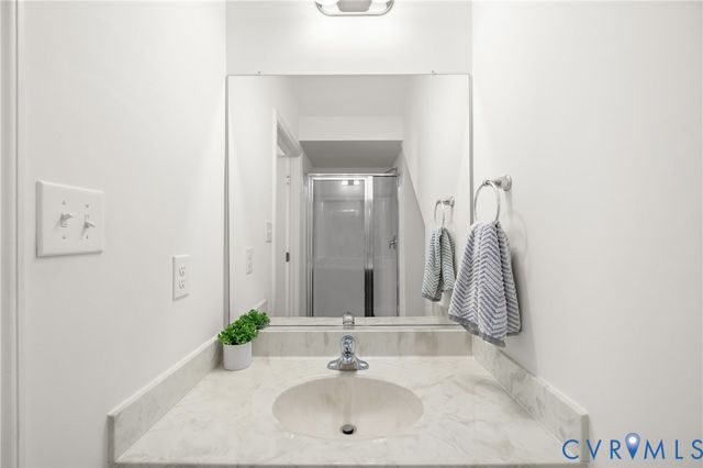 16829 Thornapple Run, Moseley, VA 23120