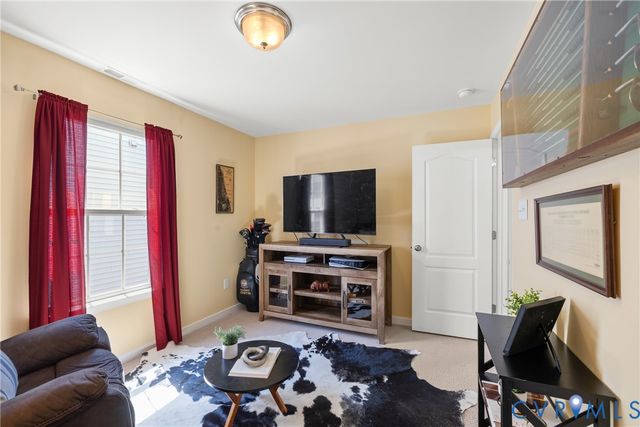 16829 Thornapple Run, Moseley, VA 23120