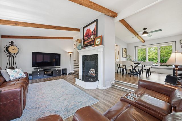62 LAKEWOOD VILLA Street, Council Bluffs, IA 51501
