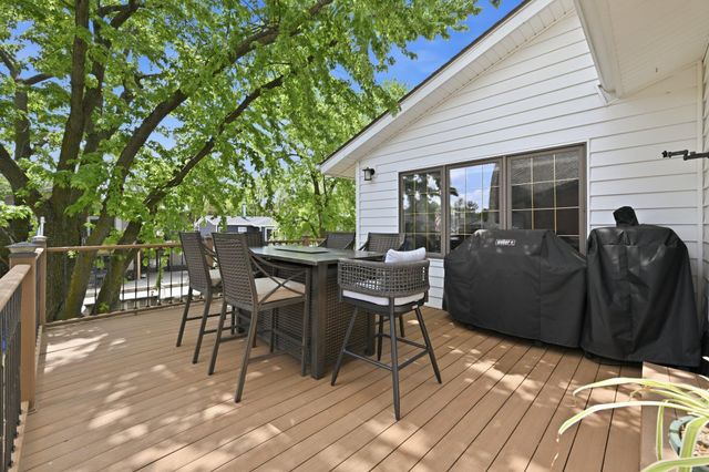 62 LAKEWOOD VILLA Street, Council Bluffs, IA 51501