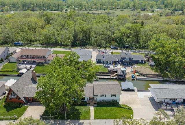 62 LAKEWOOD VILLA Street, Council Bluffs, IA 51501