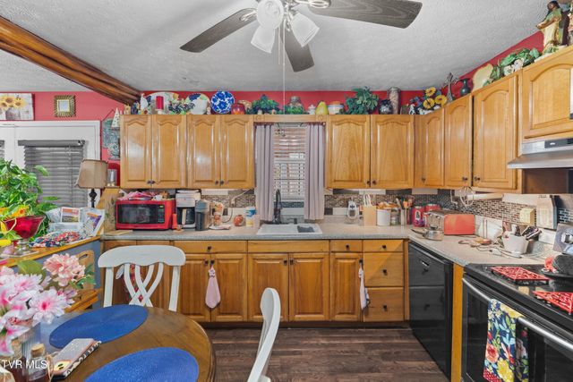 2793 Highway 31, Sneedville, TN 37869