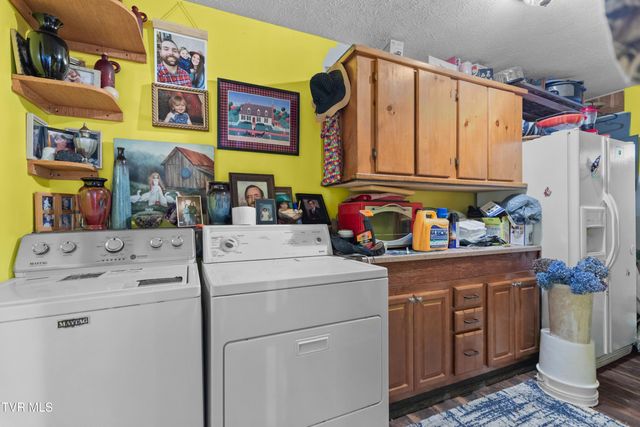 2793 Highway 31, Sneedville, TN 37869