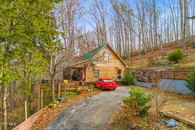 2793 Highway 31, Sneedville, TN 37869