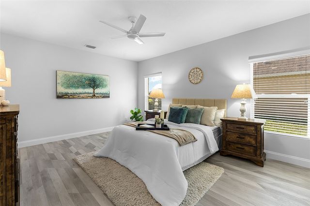 535 Valencia Circle SW, Vero Beach, FL 32968