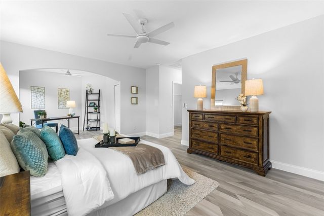 535 Valencia Circle SW, Vero Beach, FL 32968