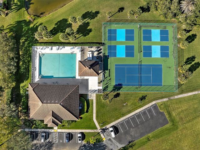 535 Valencia Circle SW, Vero Beach, FL 32968