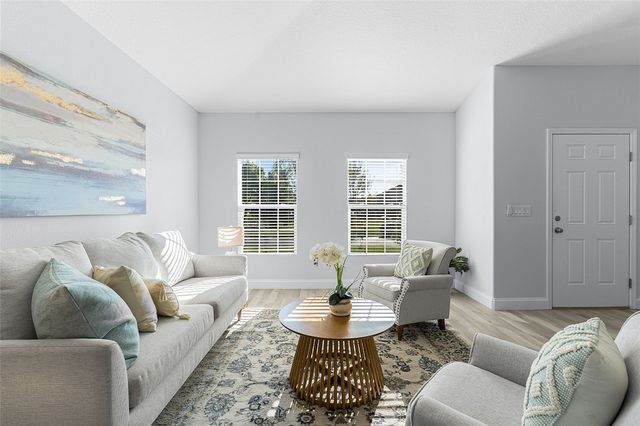 535 Valencia Circle SW, Vero Beach, FL 32968