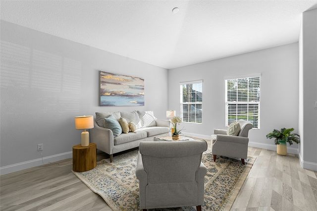 535 Valencia Circle SW, Vero Beach, FL 32968