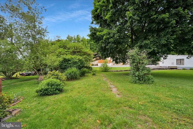 627 N GARFIELD AVE, Schuylkill Haven, PA 17972